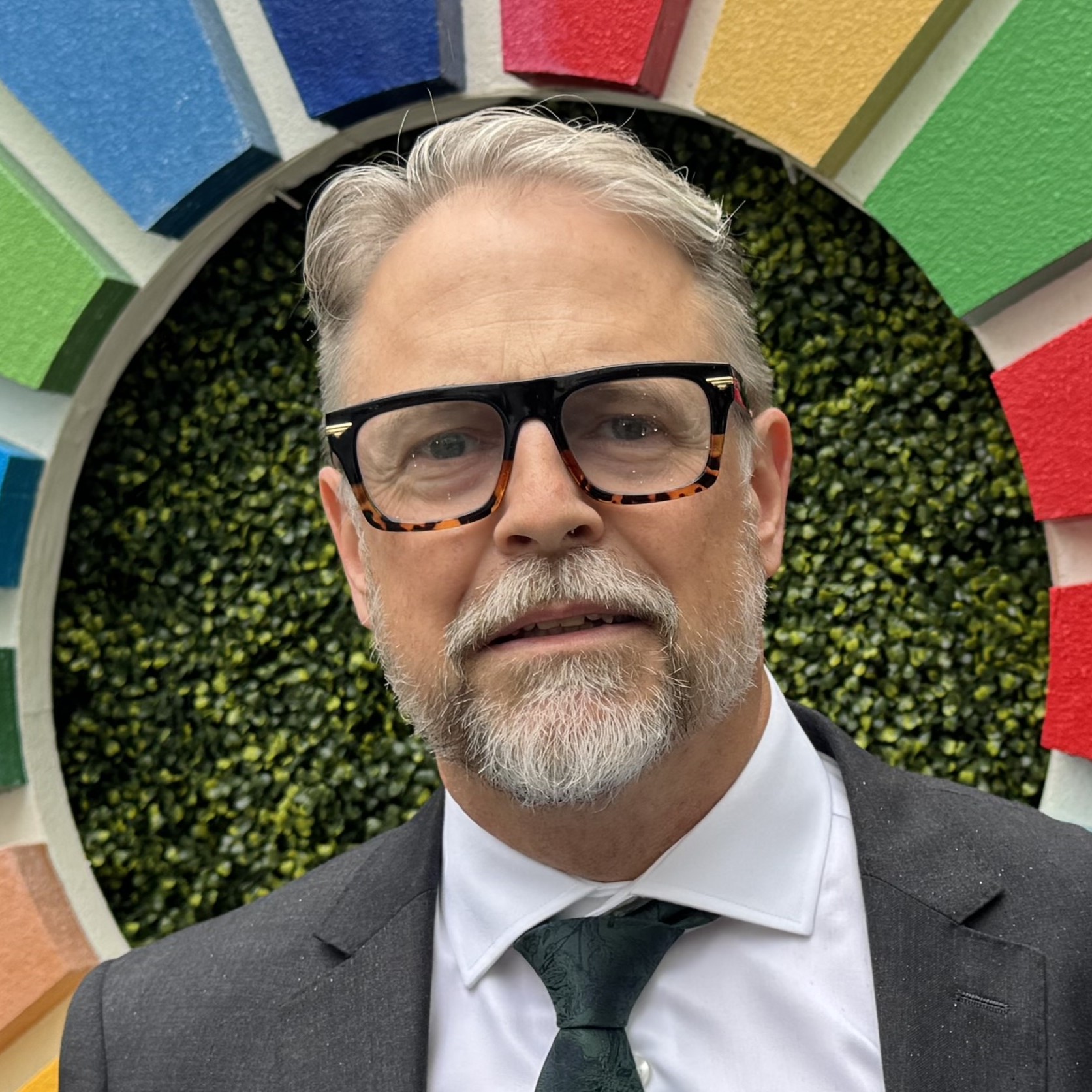 Gregor Sneddon先生